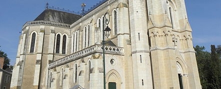 Photo La Basilique Notre Dame du Ch&ecirc;ne - voyage Vion
