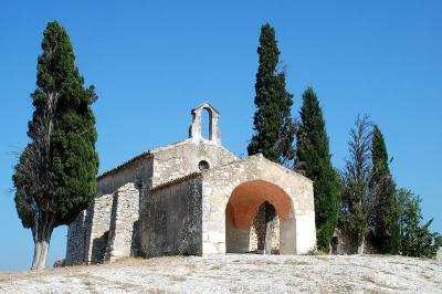 Photo La chapelle Sainte Sixte  - voyage Eygalières