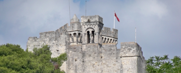 Photo Le ch&acirc;teau de Beaucaire - voyage Beaucaire
