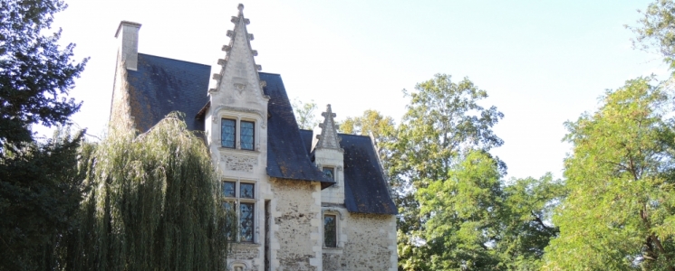 Photo Le Ch&acirc;teau de Cr&eacute;ans - voyage Clermont-Créans
