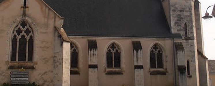 Photo L'&eacute;glise Saint Jean Baptiste - voyage La Chapelle-d'Aligné
