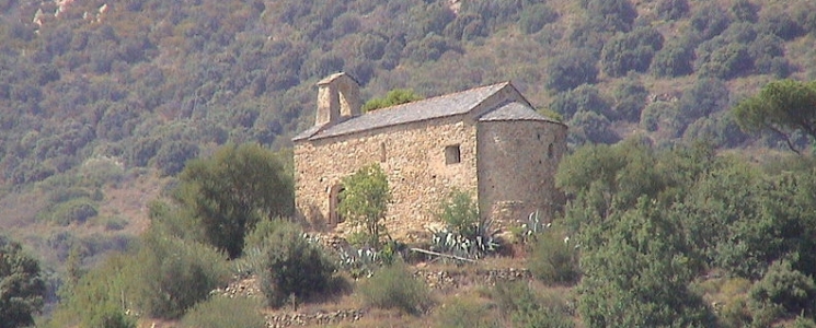 Photo L'&eacute;glise Saint P&egrave;re de Belloc - voyage Vinça