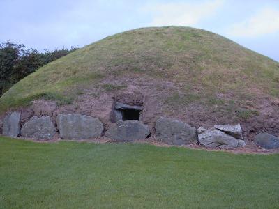 Photo Tombe N&eacute;olithique de Knowth - voyage Drogheda